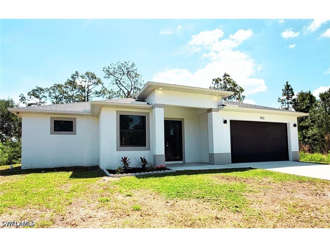 902 Magnolia Ave Lehigh Acres FL 33972 226017716 image1