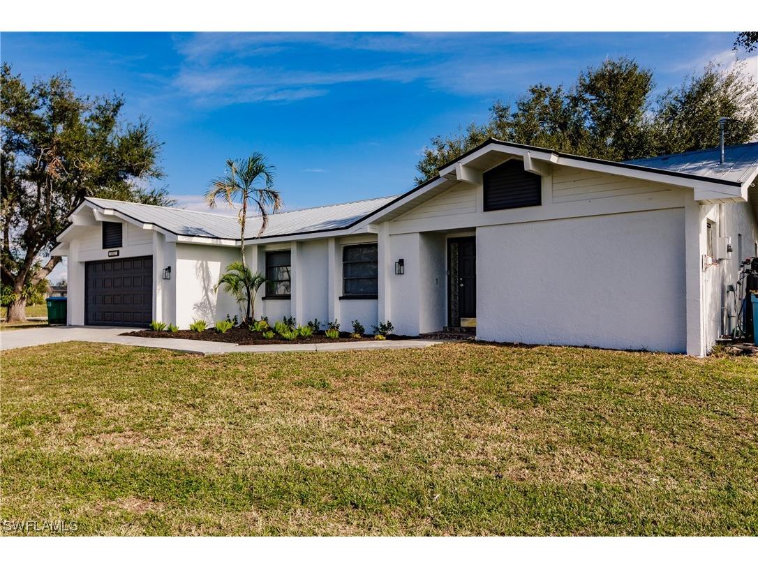 902 NE 12th Terrace Cape Coral FL 33909 223089159 image1