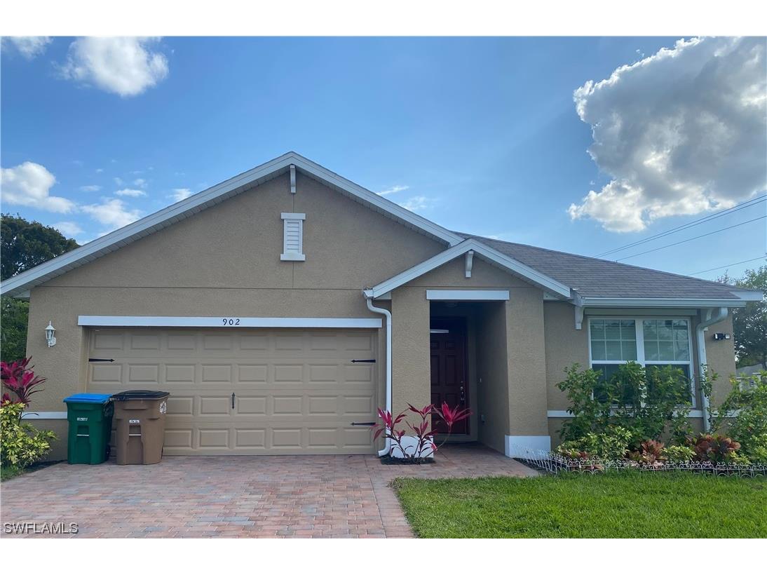 902 SE 31st Terrace Cape Coral FL 33904 223037415 image1
