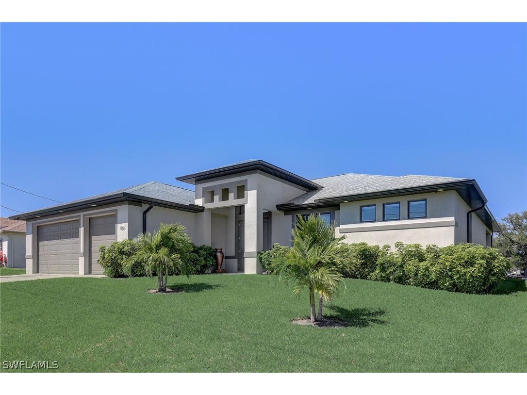 902 SW 15th Avenue Cape Coral FL 33991 224030032 image1