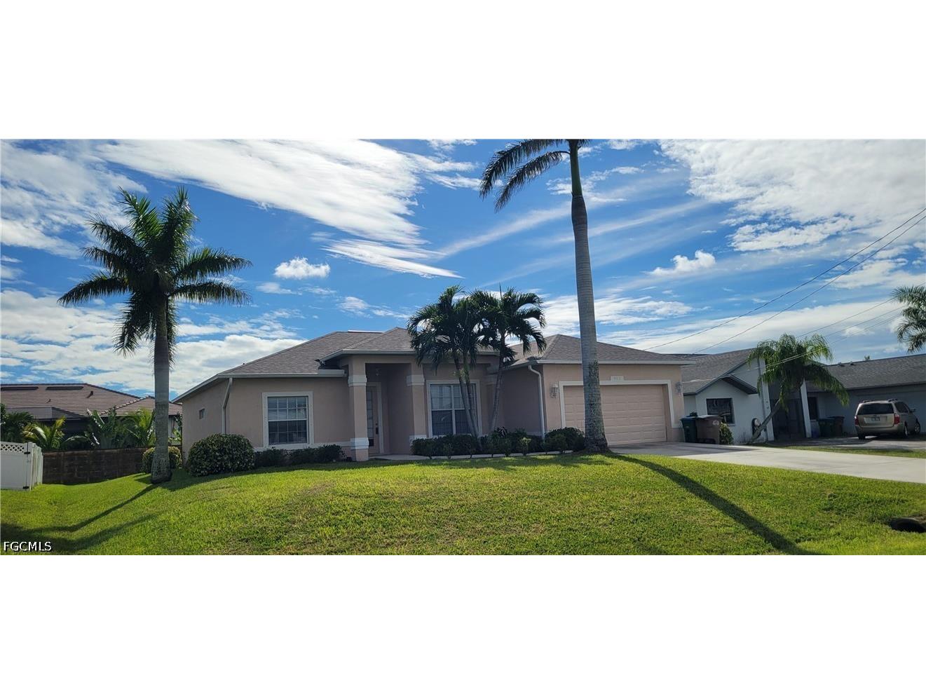 902 SW 21st Lane Cape Coral FL 33991 2026025149 image1