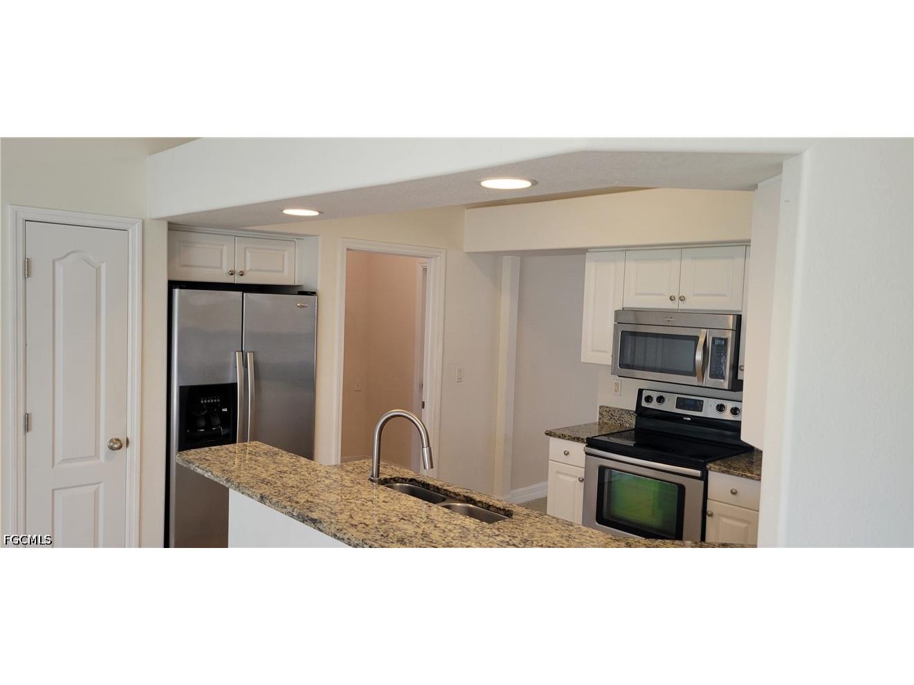 902 SW 21st Lane Cape Coral FL 33991 2026025149 image5