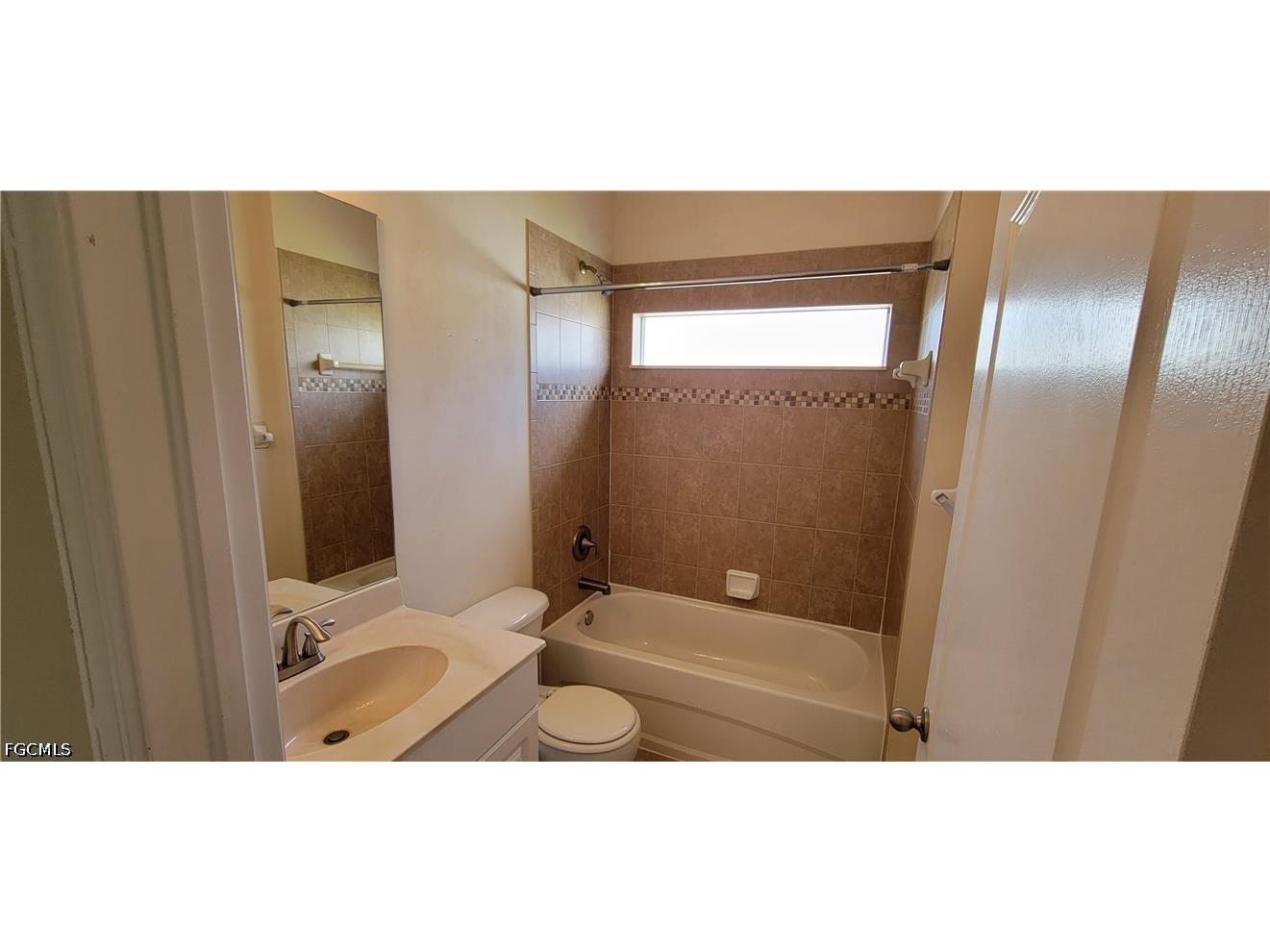 902 SW 21st Lane Cape Coral FL 33991 2026025149 image8