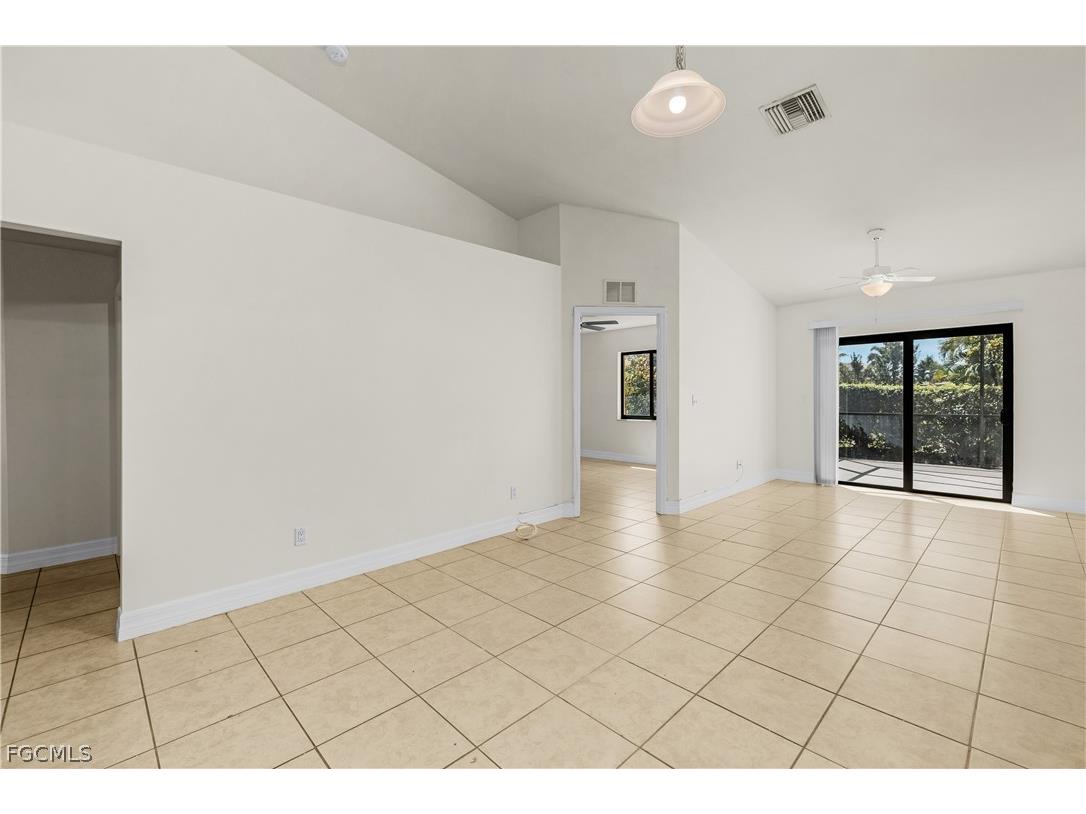 902 SW 39th Terrace Cape Coral FL 33914 2026013871 image13