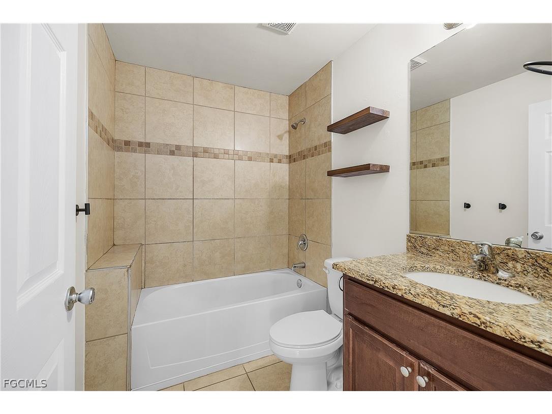 902 SW 39th Terrace Cape Coral FL 33914 2026013871 image22