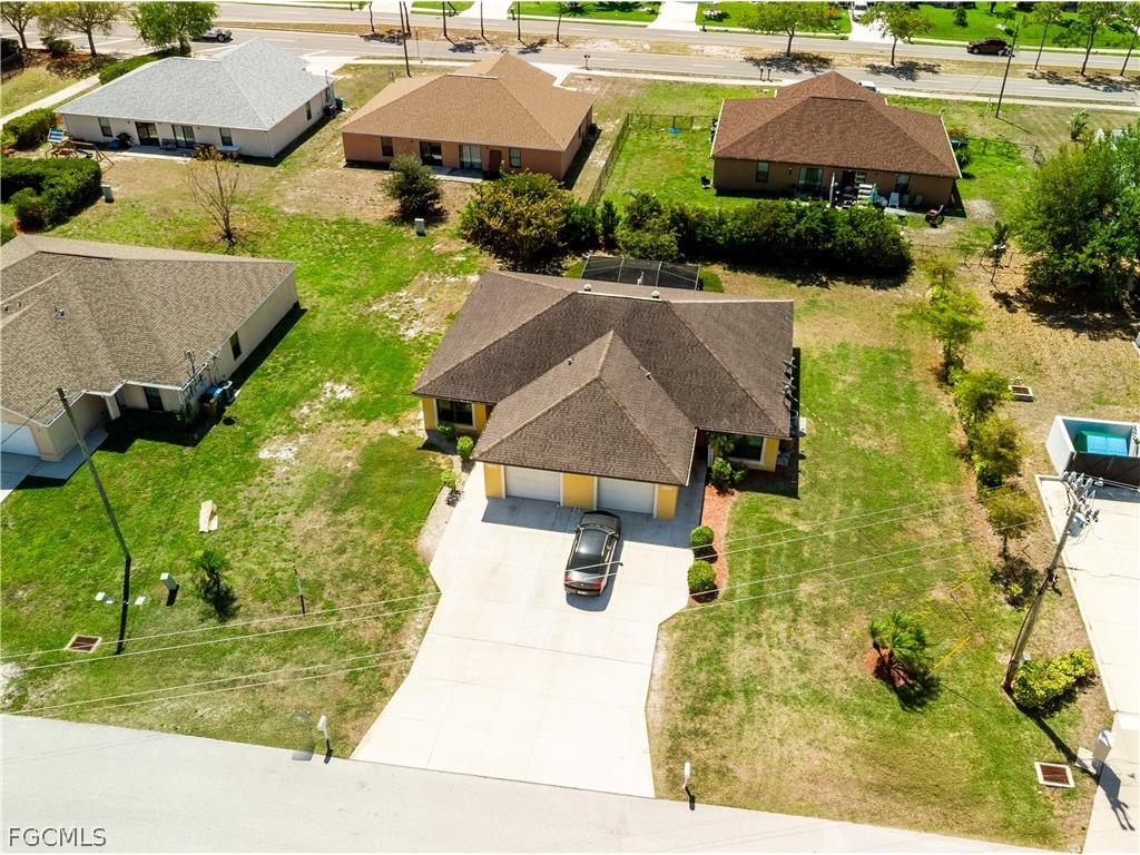 902 SW 39th Terrace Cape Coral FL 33914 2026013871 image3