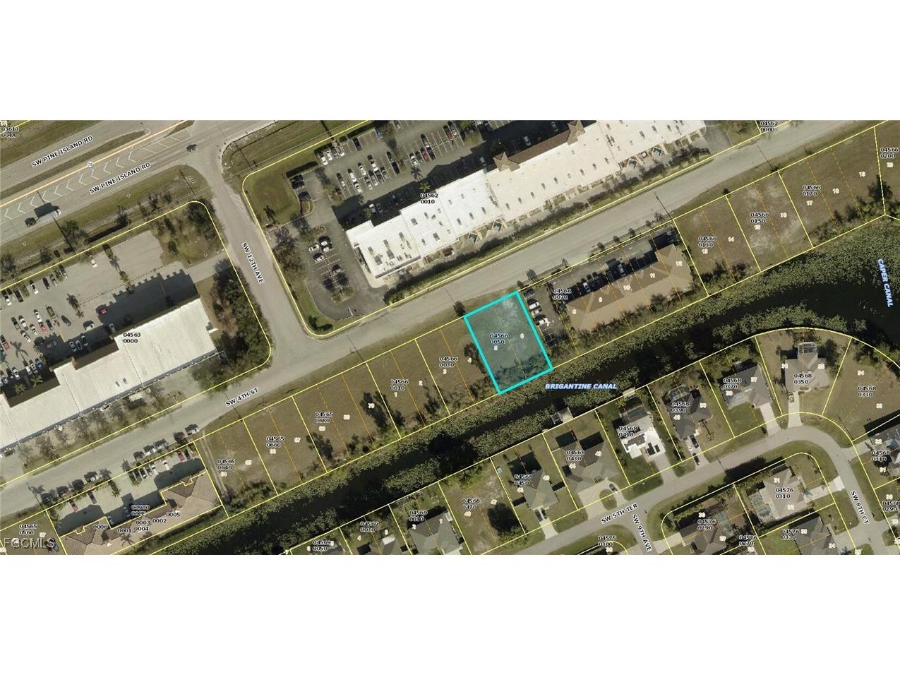 902 SW 4th Street Cape Coral FL 33991 2025010690 image1