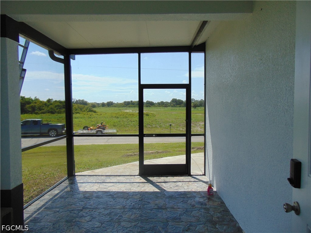 9020 E Castle Circle Labelle FL 33935 2026029267 image3