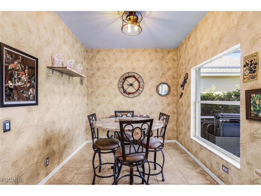 9021 Falcon Pointe Loop Fort Myers FL 33912 2025011762 image13