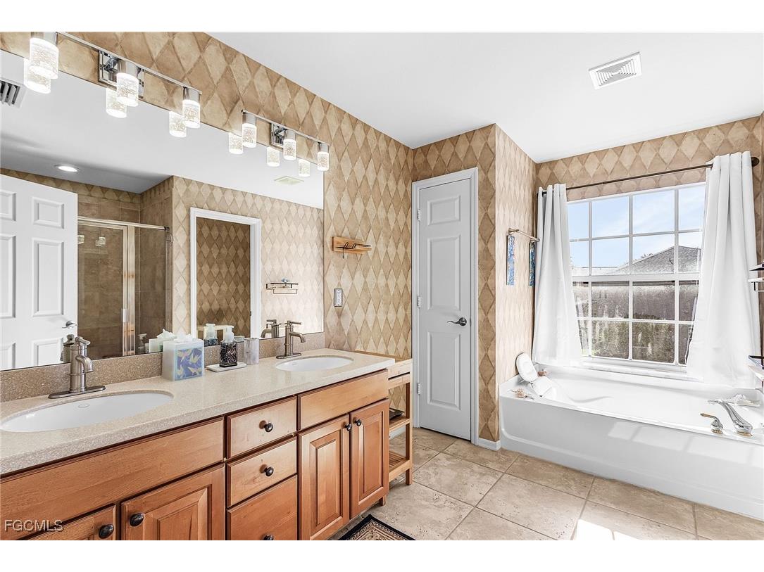 9021 Falcon Pointe Loop Fort Myers FL 33912 2025011762 image29