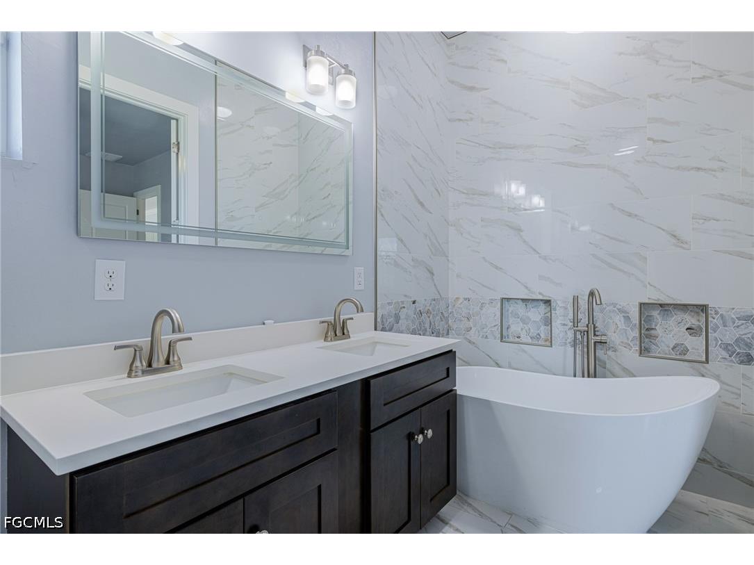 9022 Bamboo Circle Labelle FL 33935 2026017058 image19