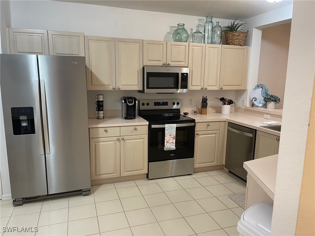 9022 Michael Circle #2-205 Naples FL 34113 225046176 image9