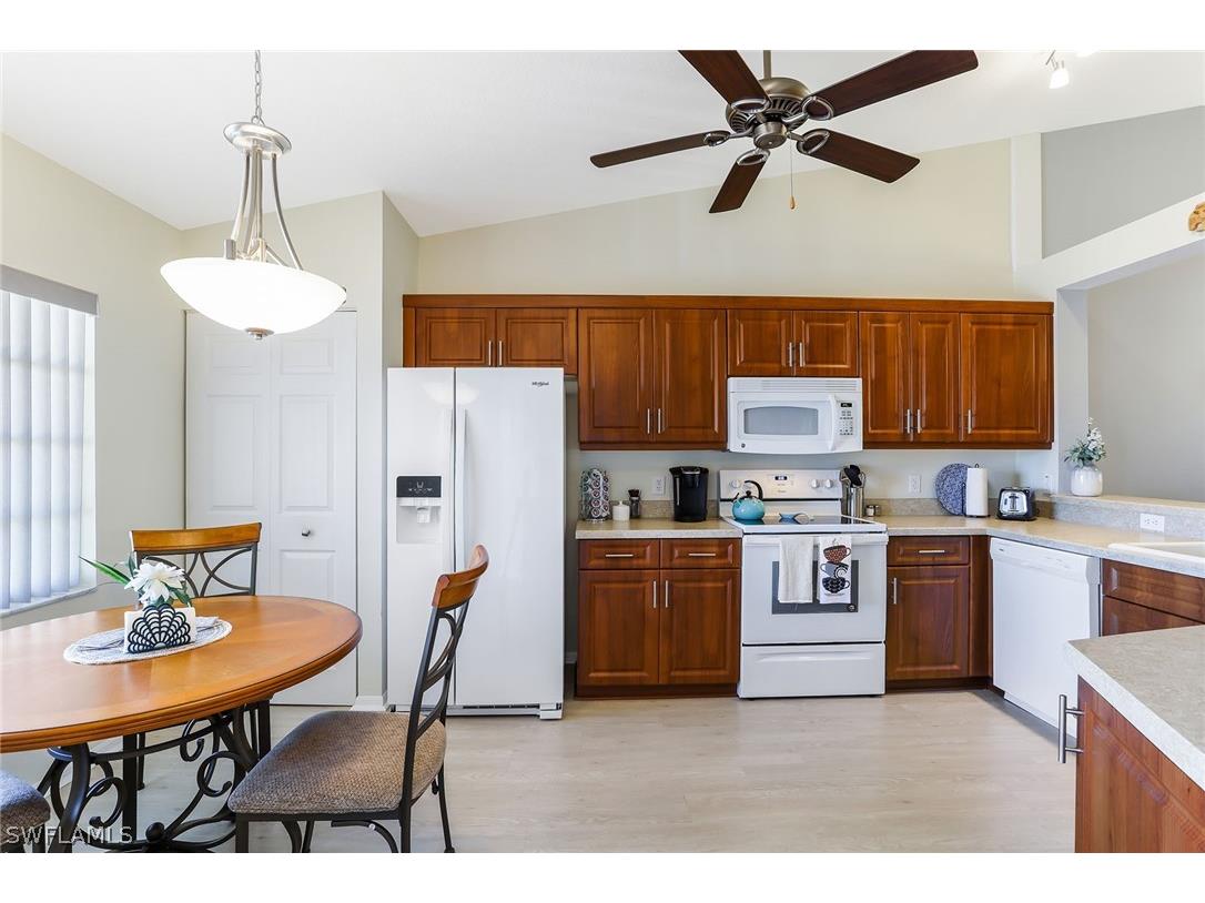 9022 Michael Circle #4 Naples FL 34113 226006804 image12