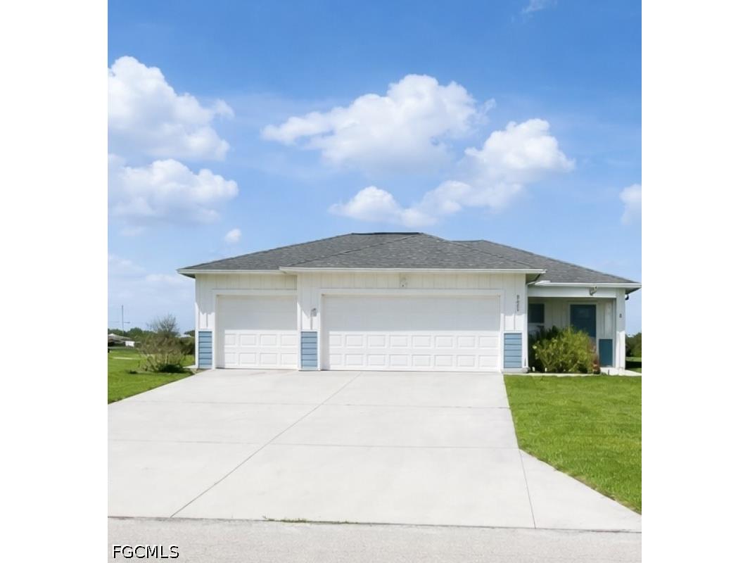 9023 Maywood Circle Labelle FL 33935 2026018692 image1
