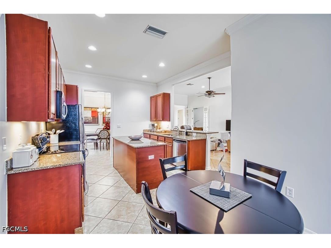 9024 Prosperity Way Fort Myers FL 33913 2025025052 image17