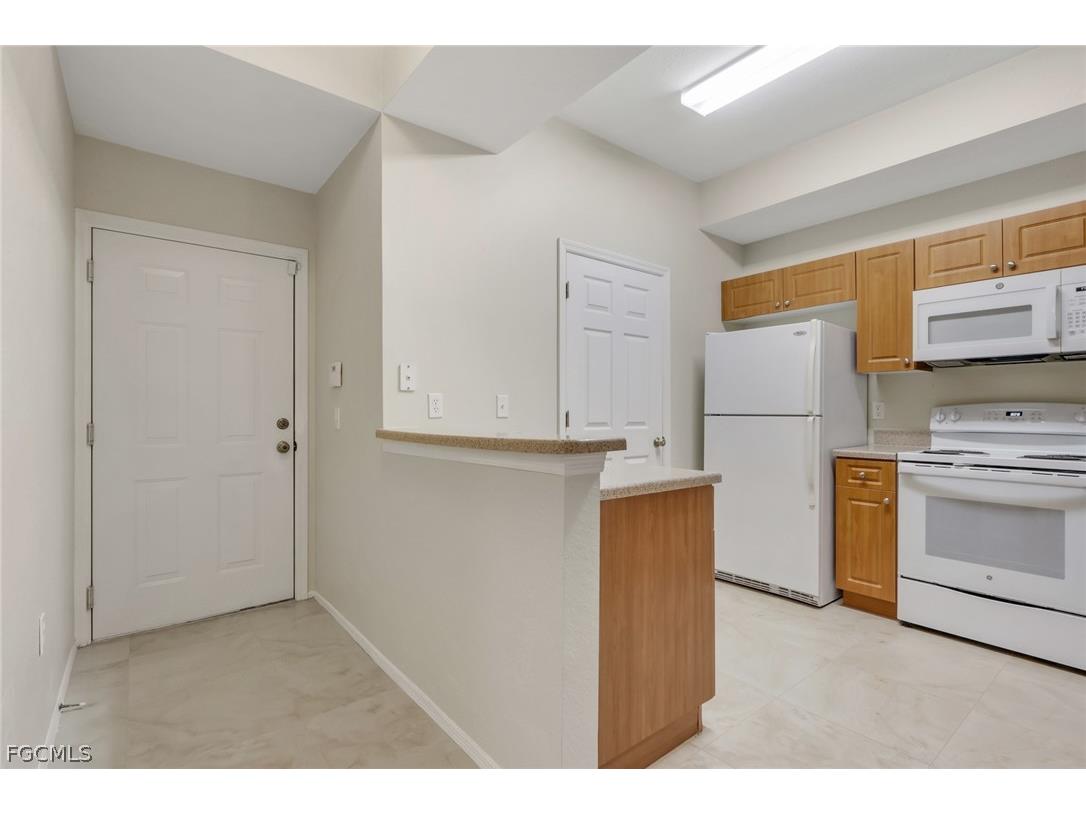 9025 Colby Drive #2111 Fort Myers FL 33919 2026013444 image2