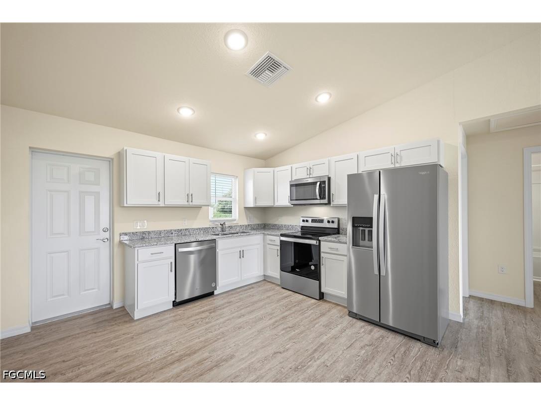 9026 Maywood Circle Labelle FL 33935 2026031539 image10
