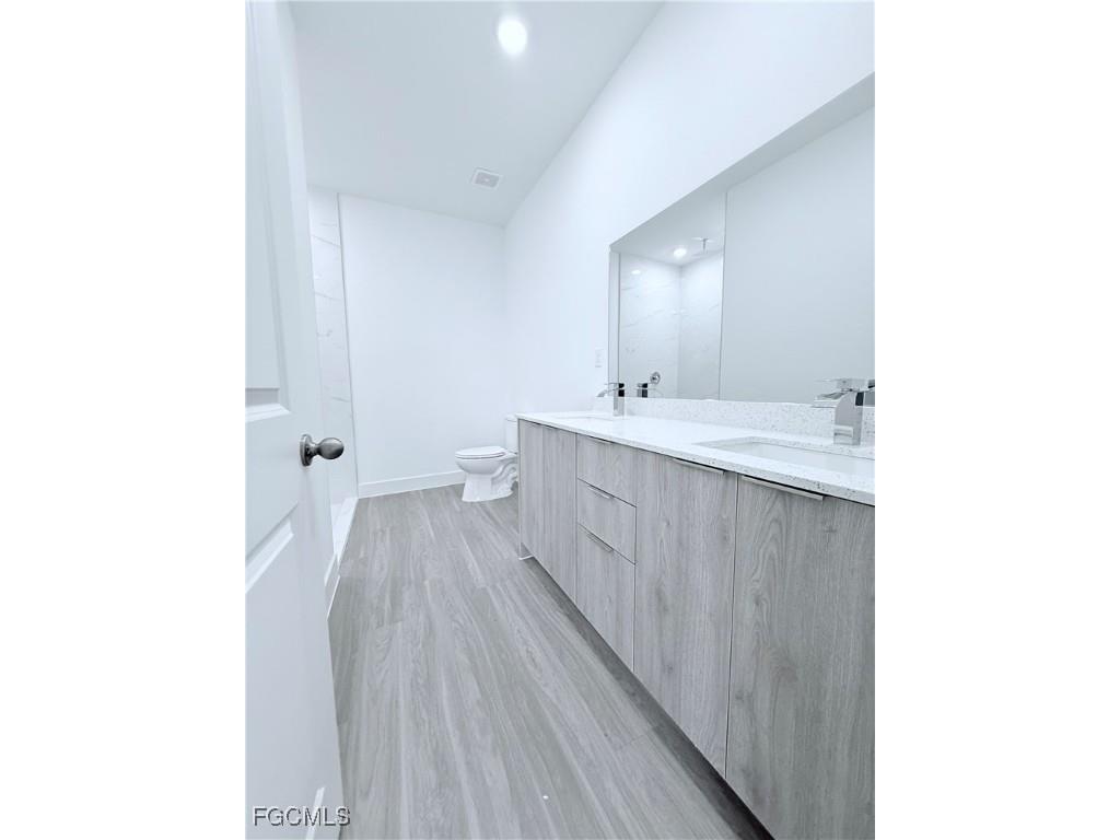 9027 E Castle Circle Labelle FL 33935 2025004548 image28