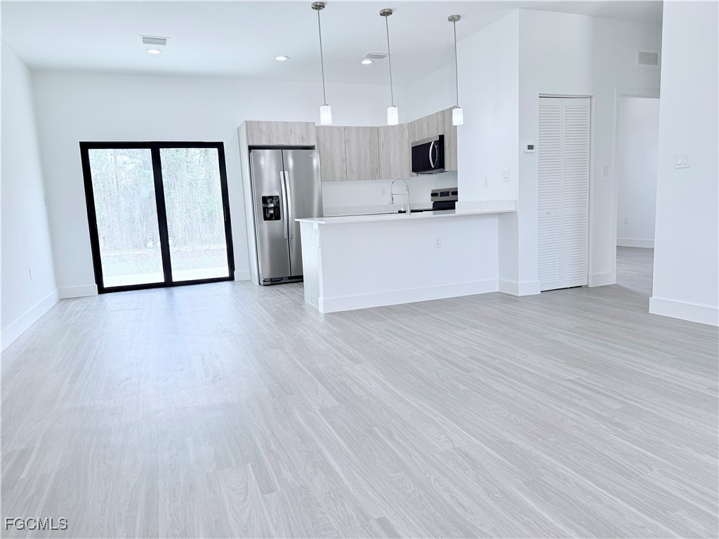 9027 E Castle Circle Labelle FL 33935 2025004548 image3