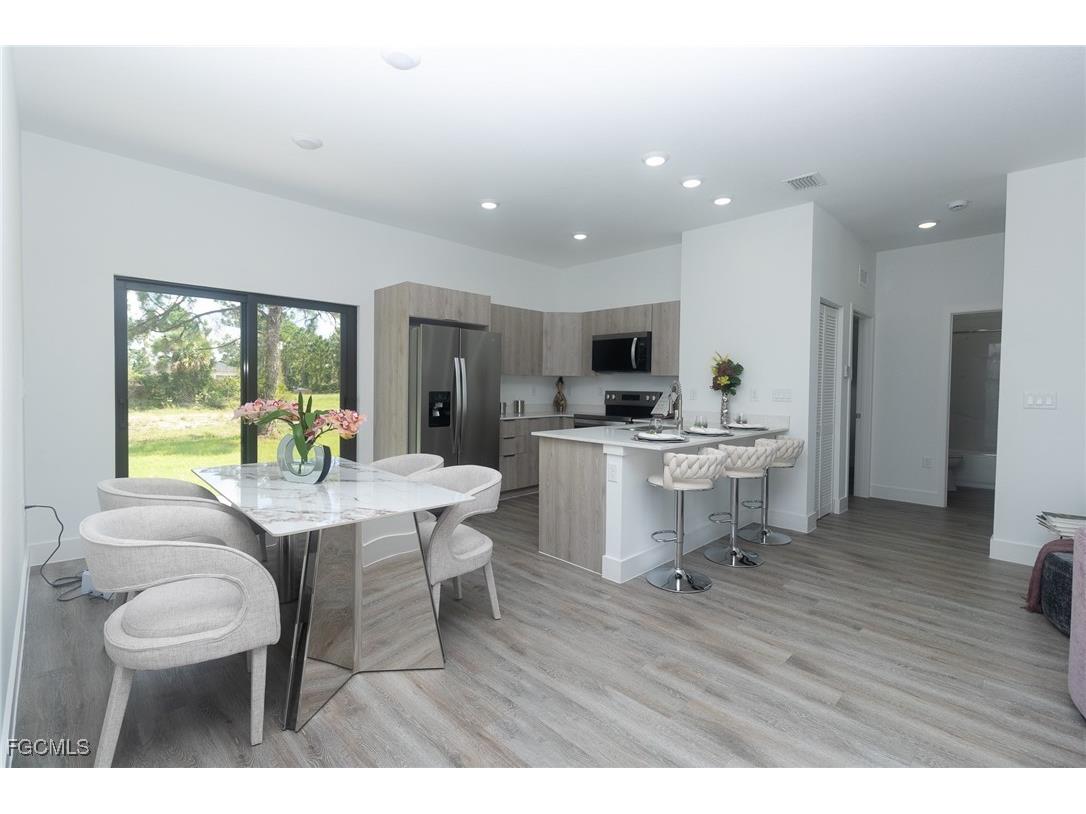 9027 E Castle Circle Labelle FL 33935 2025004548 image4