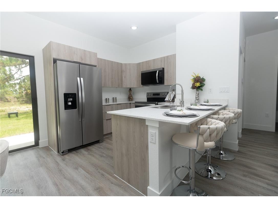 9027 E Castle Circle Labelle FL 33935 2025004548 image7