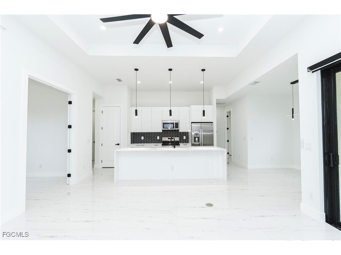 903 NE 23rd Street Cape Coral FL 33909 2025018313 image1