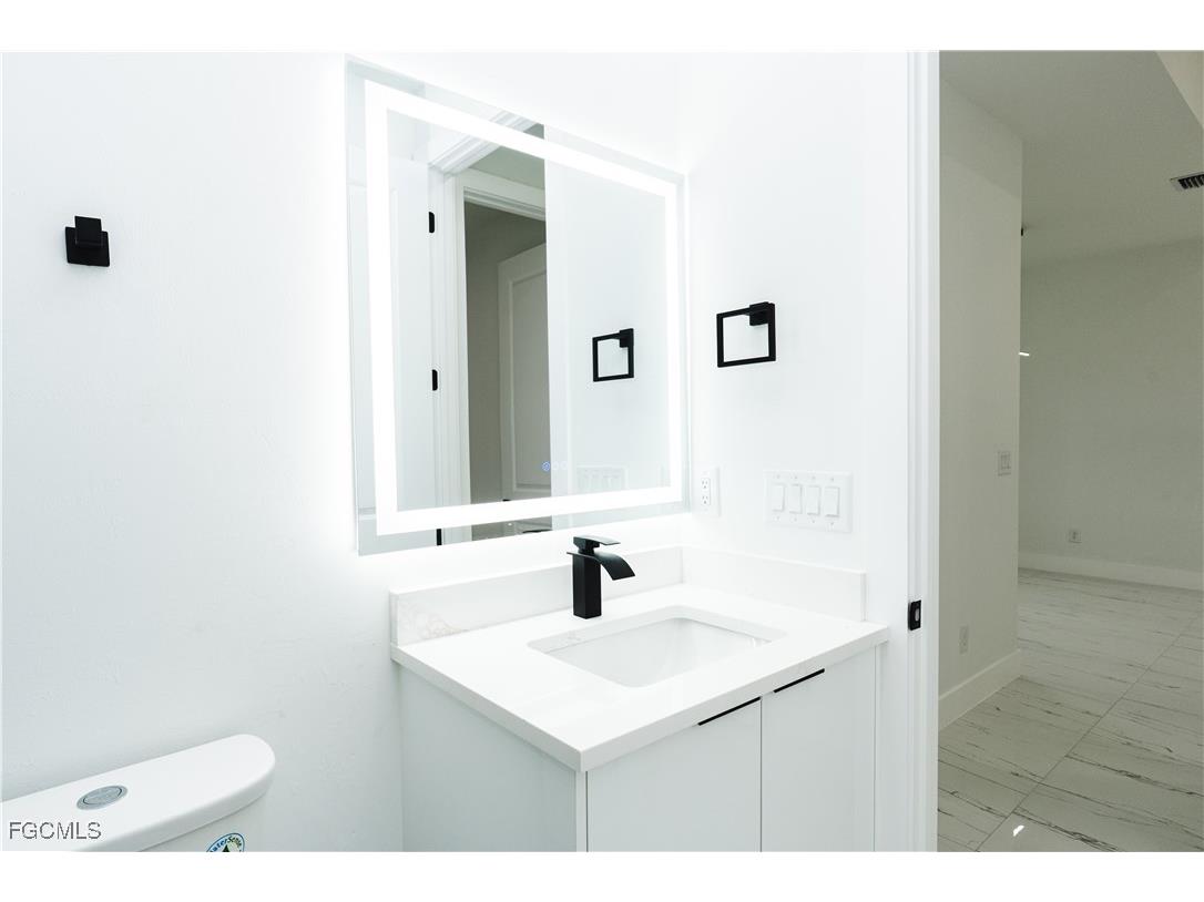 903 NE 23rd Street Cape Coral FL 33909 2025018313 image19