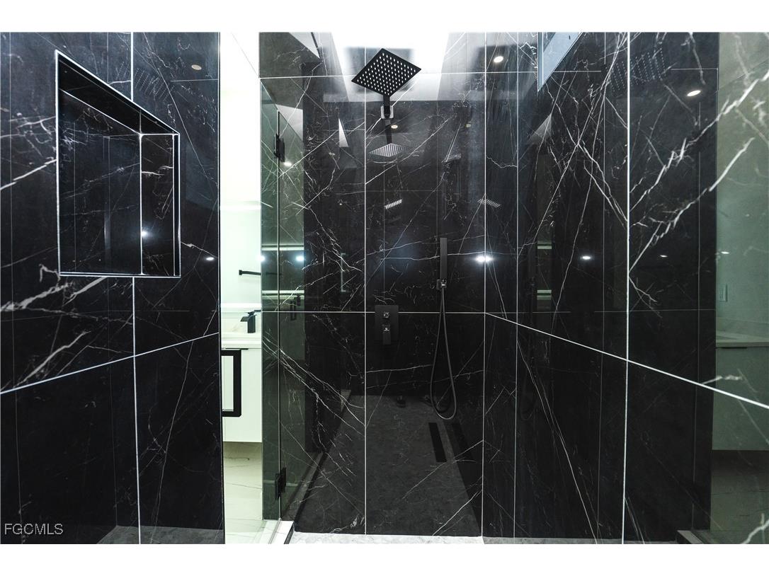 903 NE 23rd Street Cape Coral FL 33909 2025018313 image29