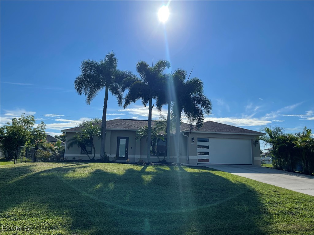 903 SE 5th Place Cape Coral FL 33990 2025010491 image1