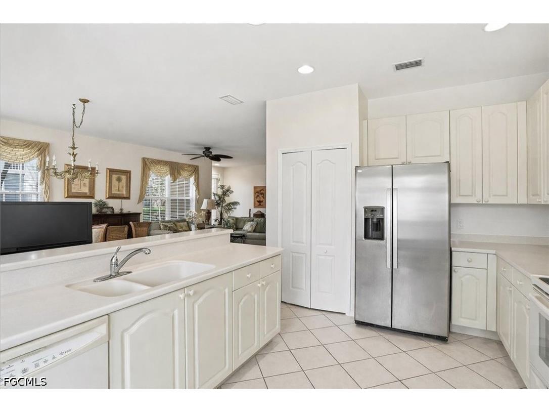9030 Palmas Grandes Boulevard #102 Bonita Springs FL 34135 2026014936 image5