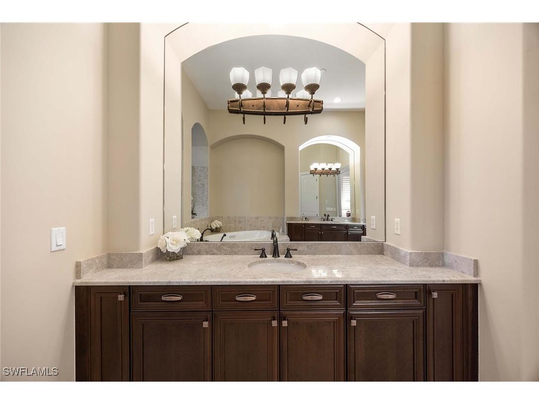 9030 Shenendoah Circle Naples FL 34113 226005402 image17