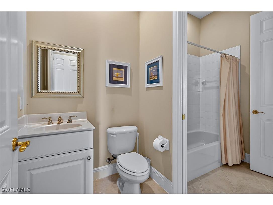 9031 Cherry Oaks Trail #201 Naples FL 34114 226010269 image24