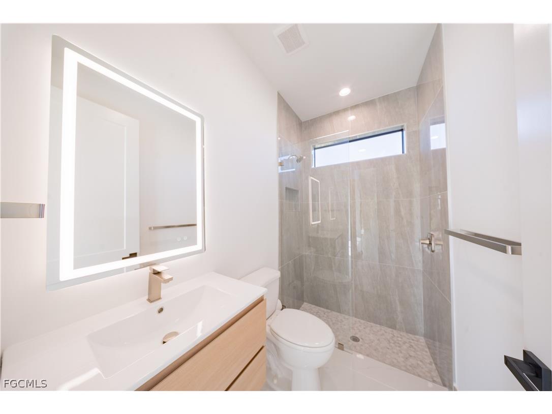 9035 E Broad Circle Labelle FL 33935 2026012017 image36