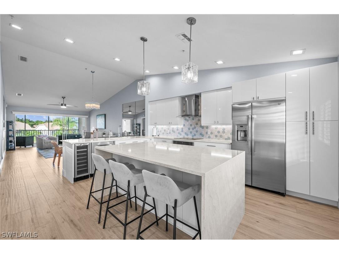 9035 Michael Circle #304 Naples FL 34113 226010369 image1