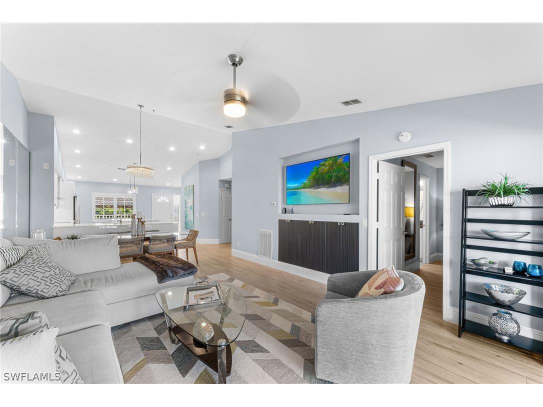 9035 Michael Circle #304 Naples FL 34113 226010369 image11