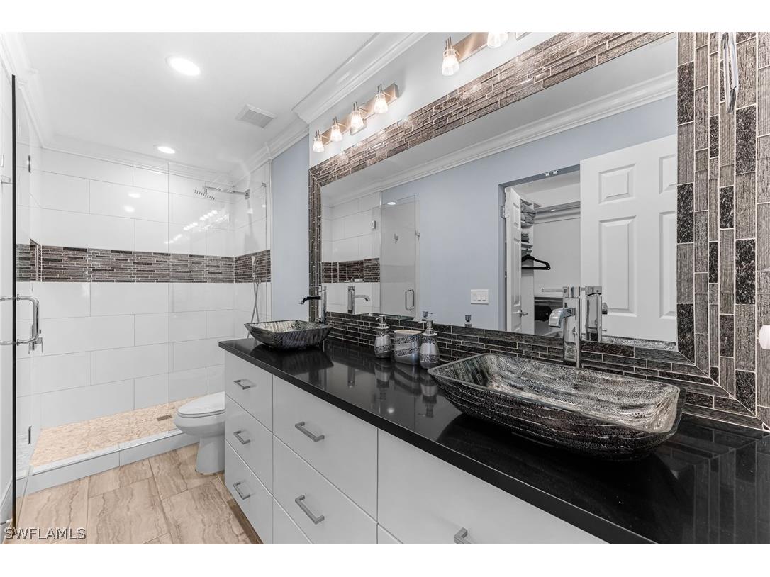 9035 Michael Circle #304 Naples FL 34113 226010369 image16