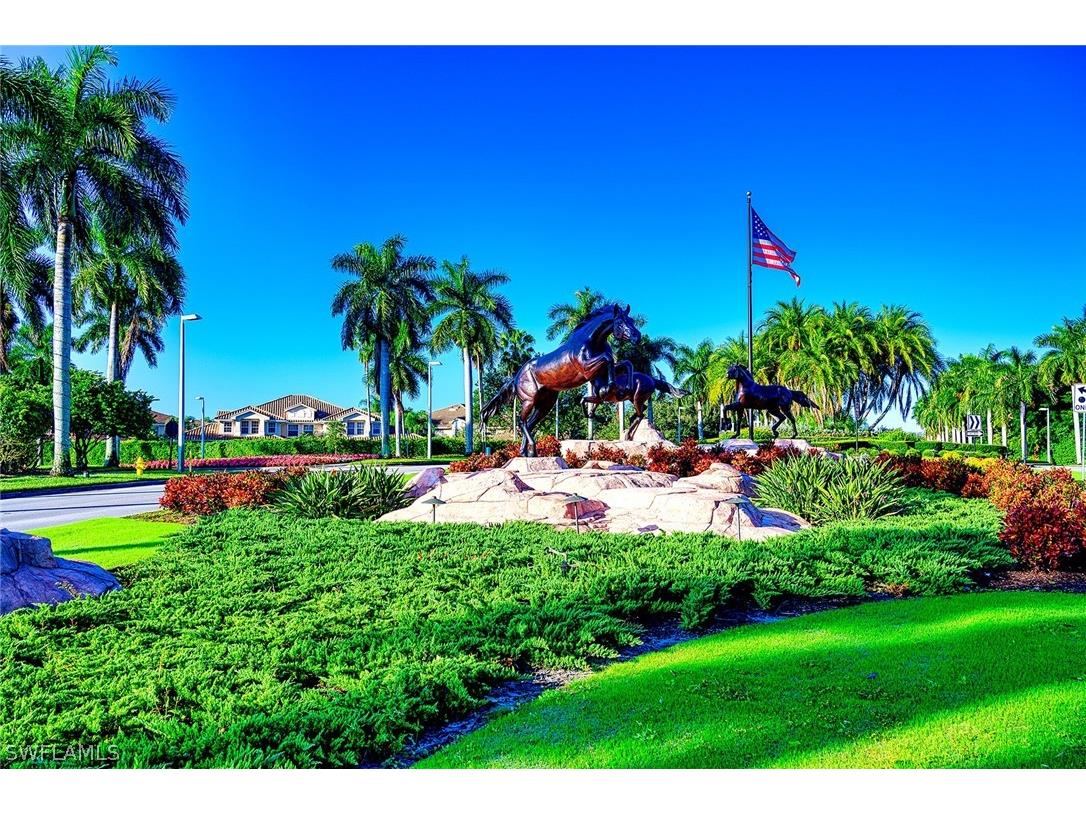 9035 Michael Circle #304 Naples FL 34113 226010369 image32