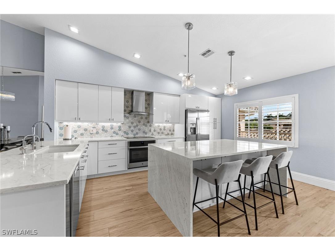 9035 Michael Circle #304 Naples FL 34113 226010369 image4