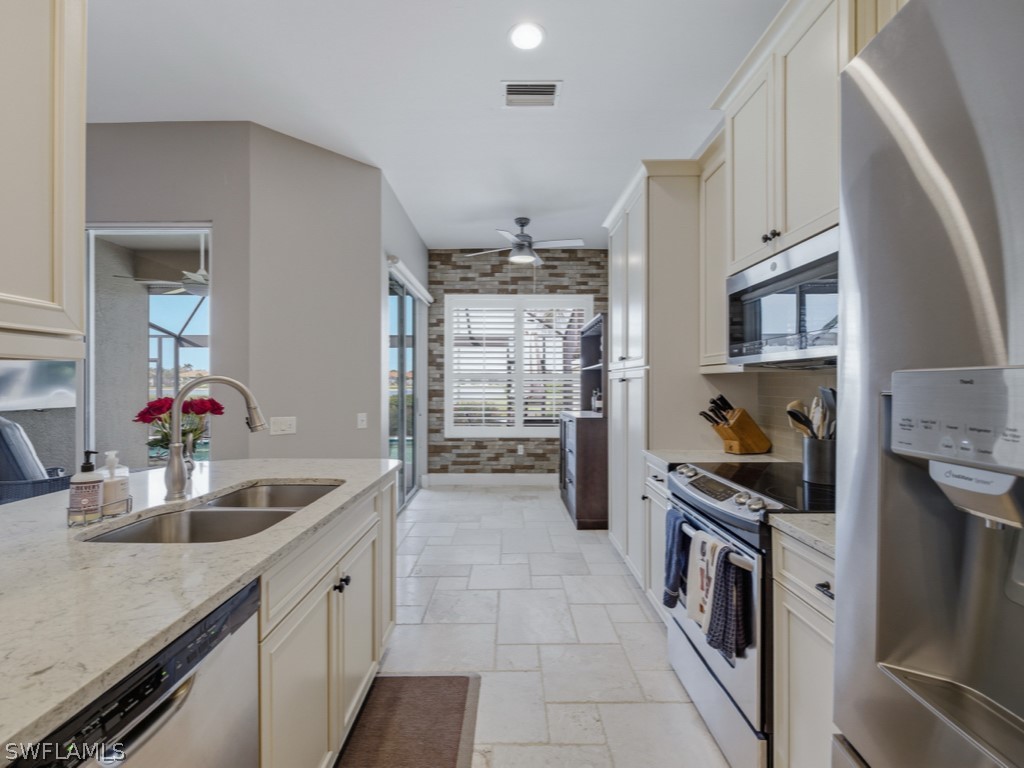 9035 Spring Run Boulevard Estero FL 34135 226005373 image20