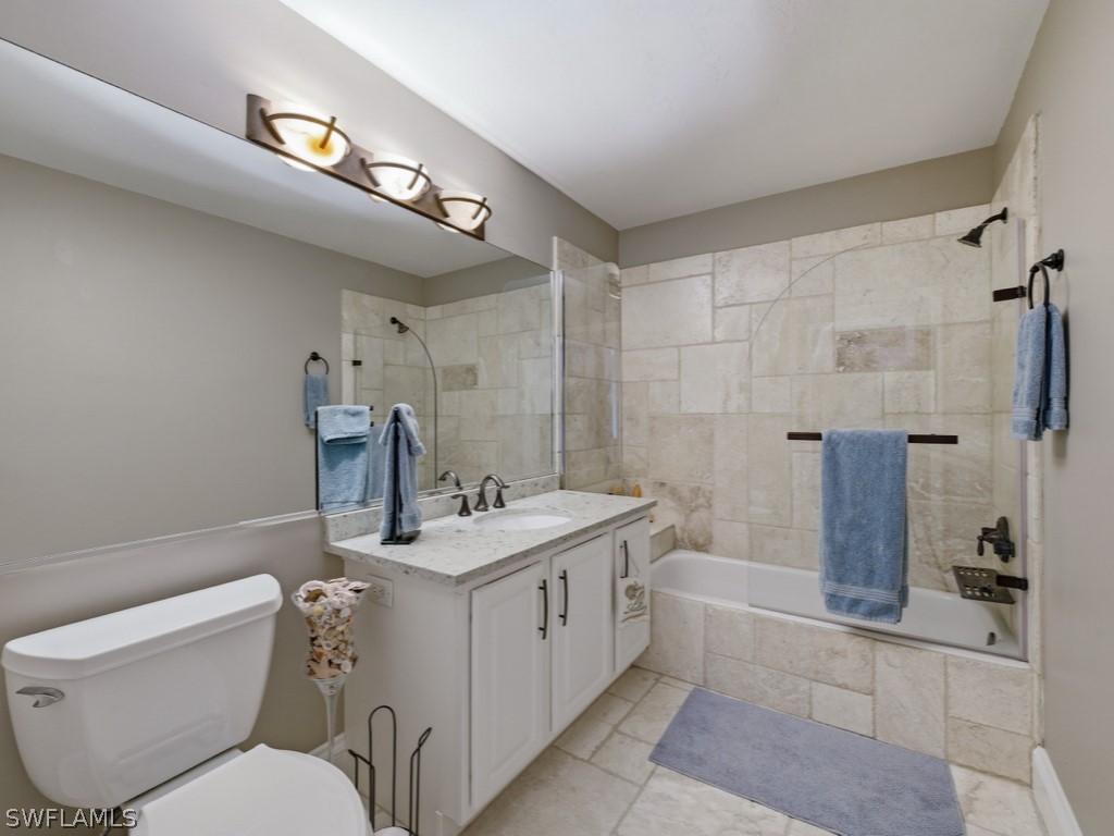 9035 Spring Run Boulevard Estero FL 34135 226005373 image21