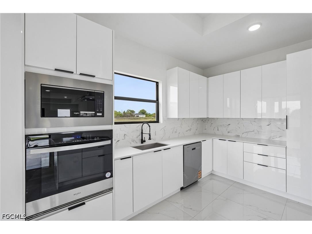 9035 W Broad Circle Labelle FL 33935 2026026161 image12