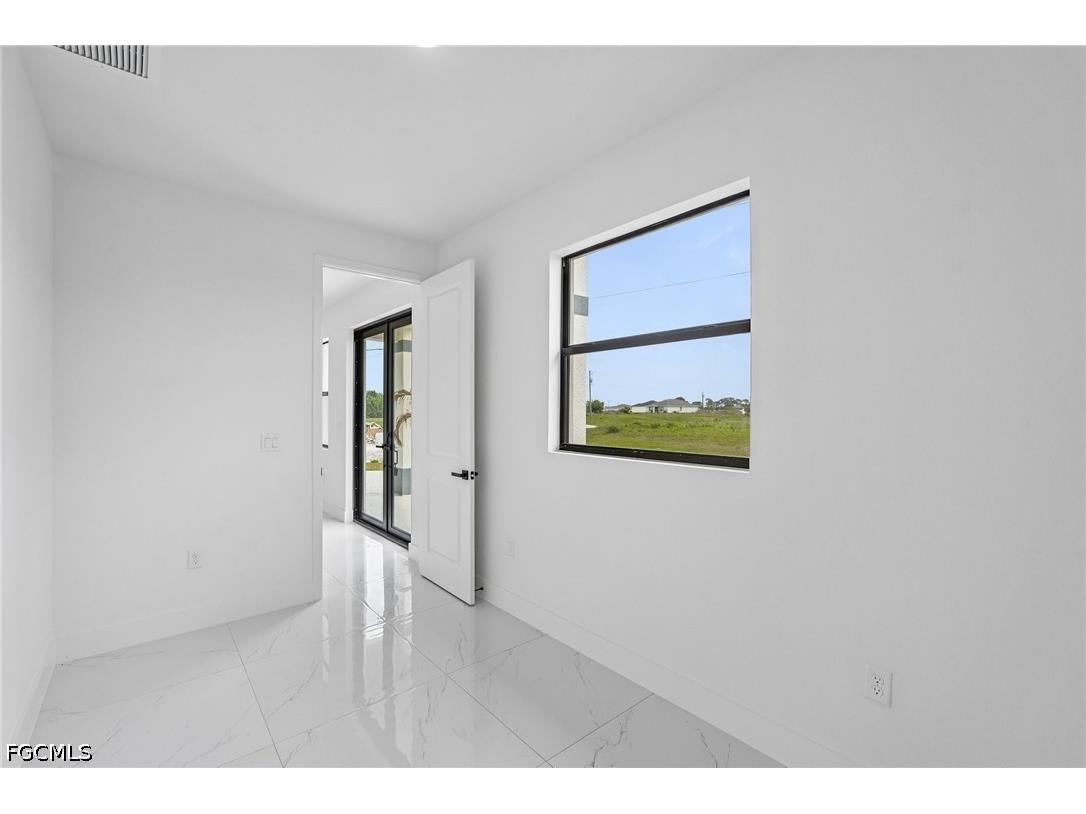 9035 W Broad Circle Labelle FL 33935 2026026161 image16