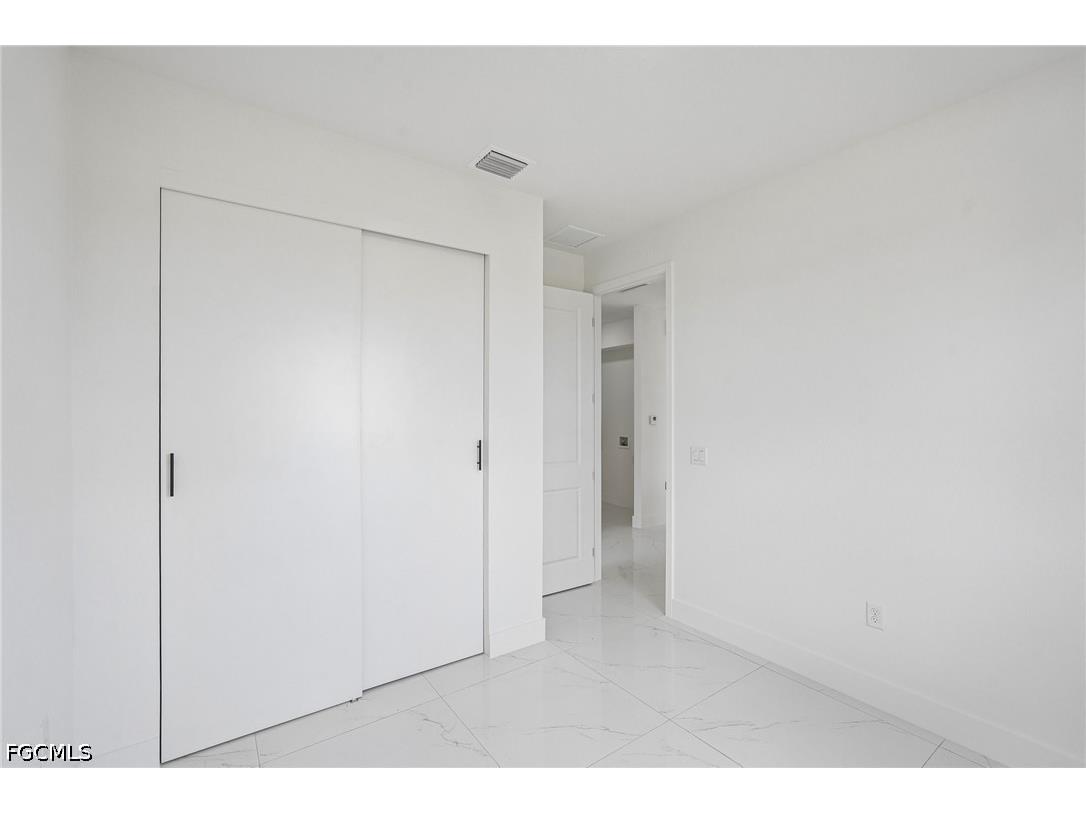 9035 W Broad Circle Labelle FL 33935 2026026161 image20
