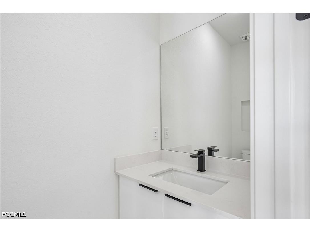 9035 W Broad Circle Labelle FL 33935 2026026161 image23