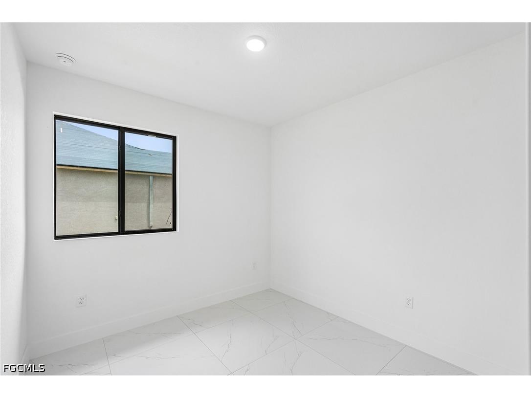 9035 W Broad Circle Labelle FL 33935 2026026161 image25