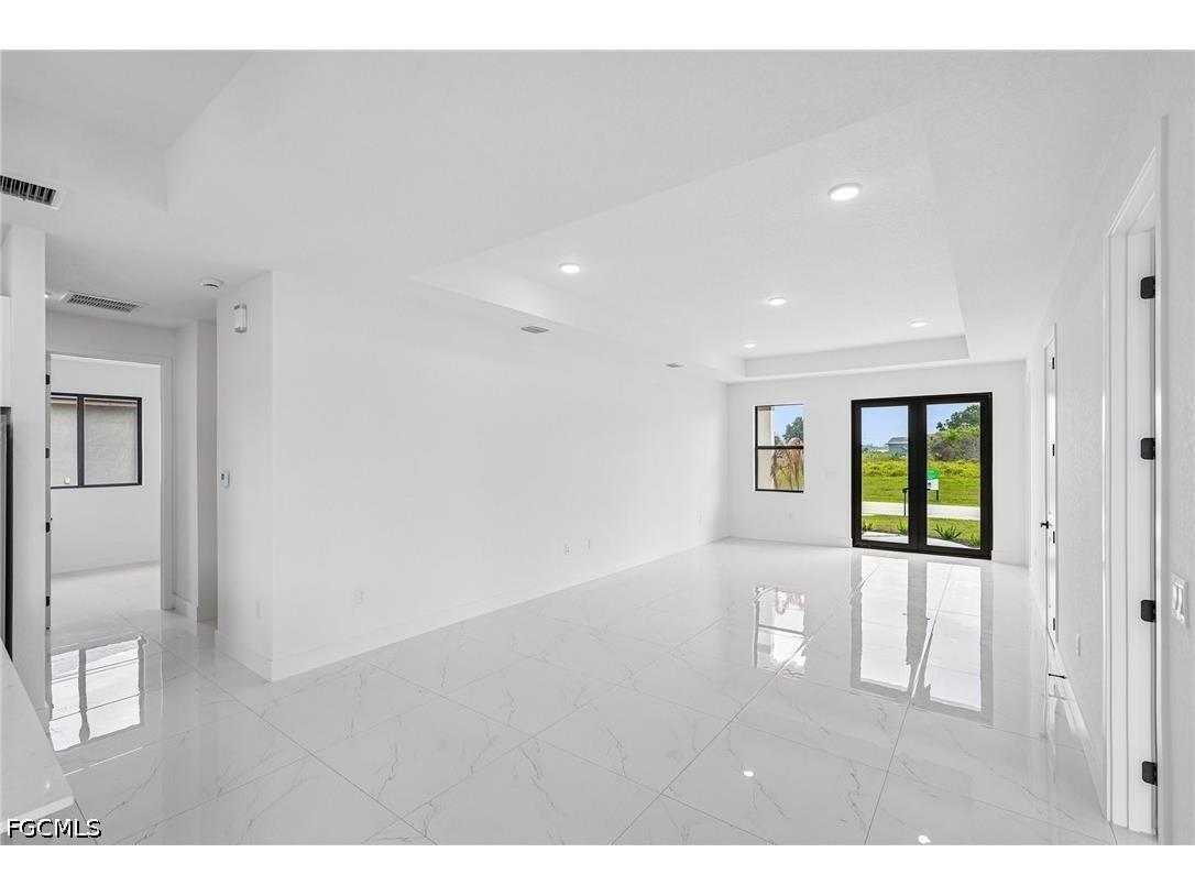 9035 W Broad Circle Labelle FL 33935 2026026161 image4