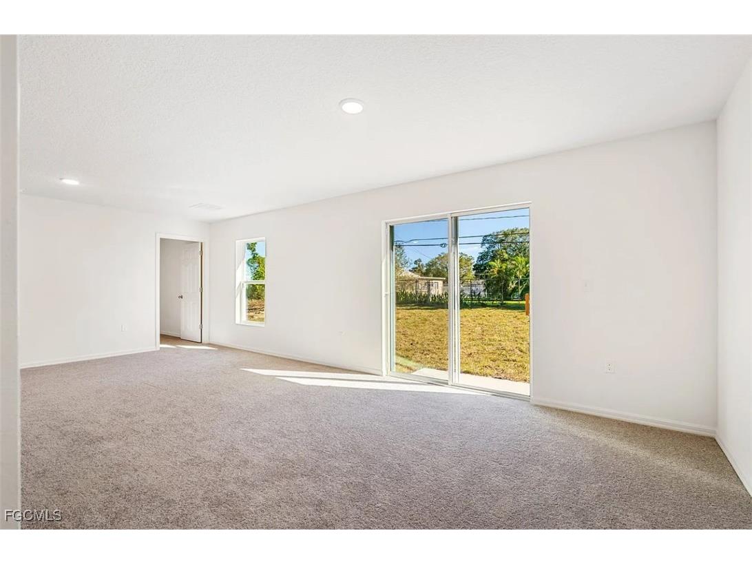 9036 Justice Circle W Labelle FL 33935 2025007175 image5