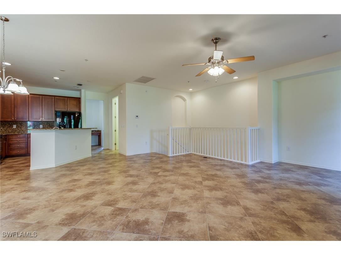 9037 Alturas Street #37-2 Naples FL 34113 225065971 image5