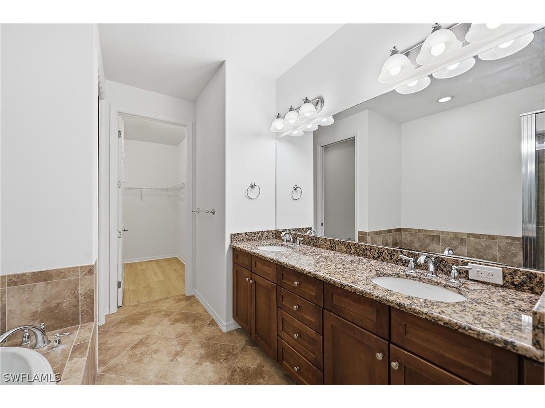 9037 Alturas Street #3702 Naples FL 34113 226009552 image20