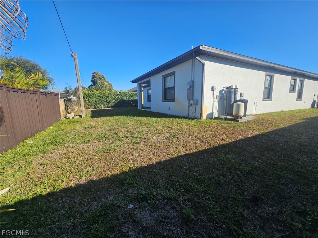 9037 Cypress Drive S Fort Myers FL 33967 2026006504 image27